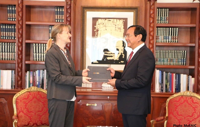 Courtesy visit on the Royal Government of Cambodia
