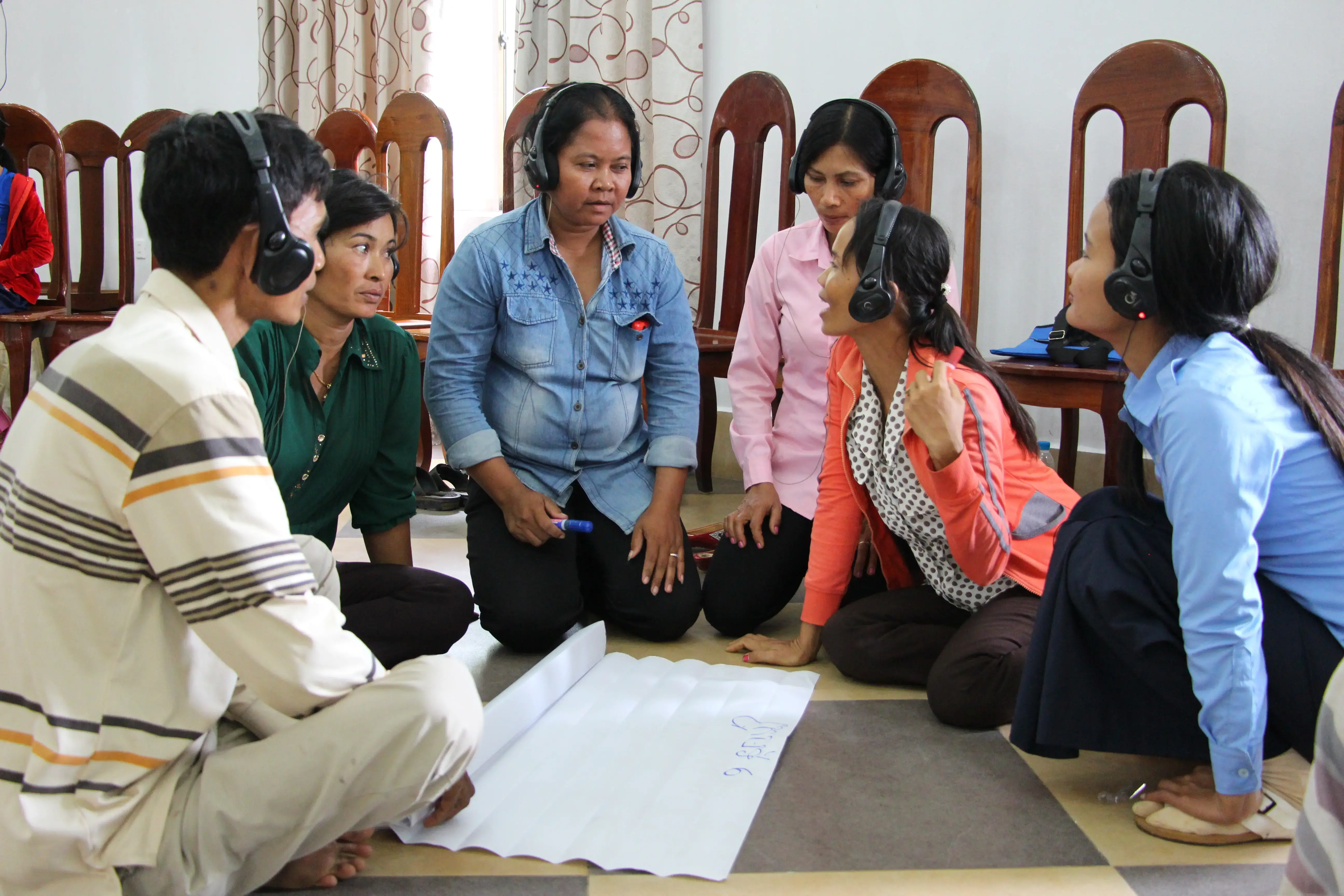 Fostering the links between adolescents and caregivers to prevent violence against women and girls